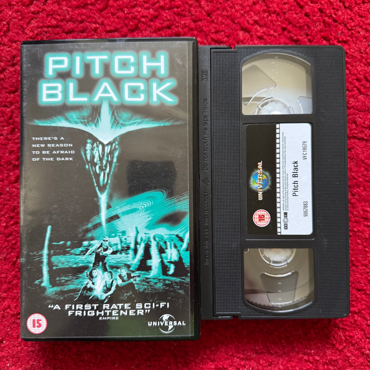 Pitch Black VHS Video (1999) 9067883