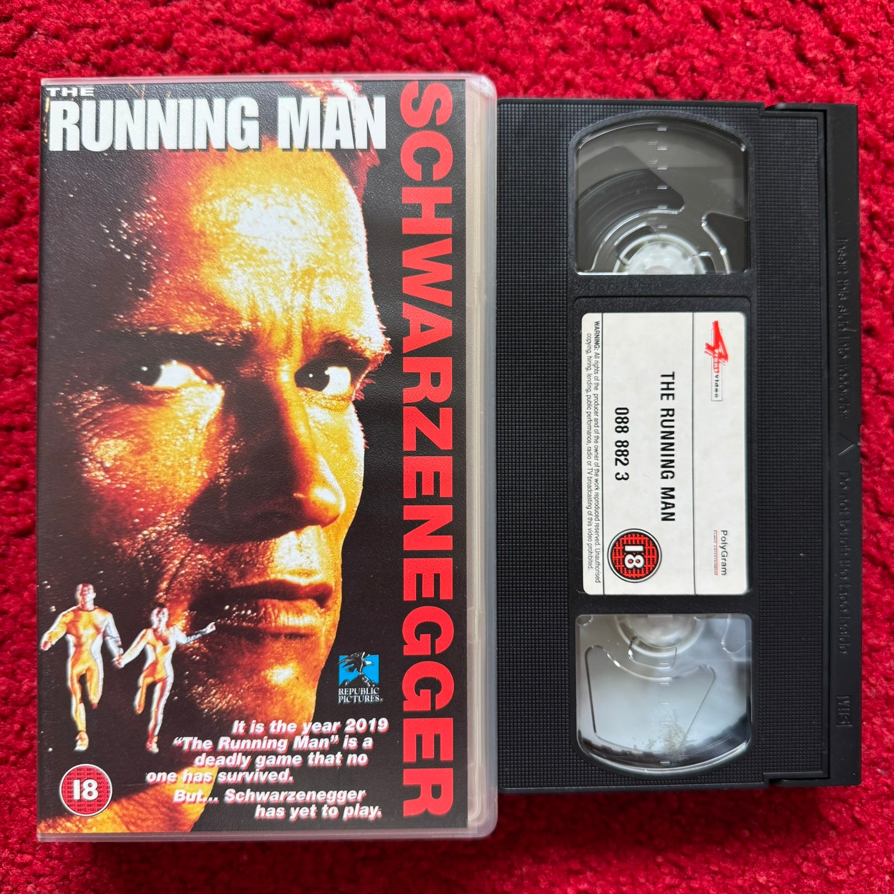 The Running Man VHS Video (1987) 888823