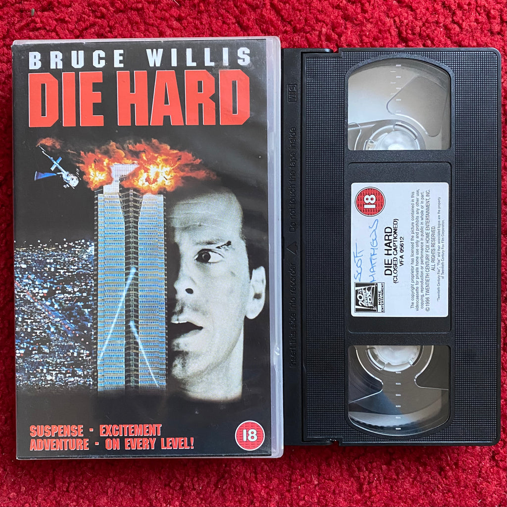 Die Hard [VHS]