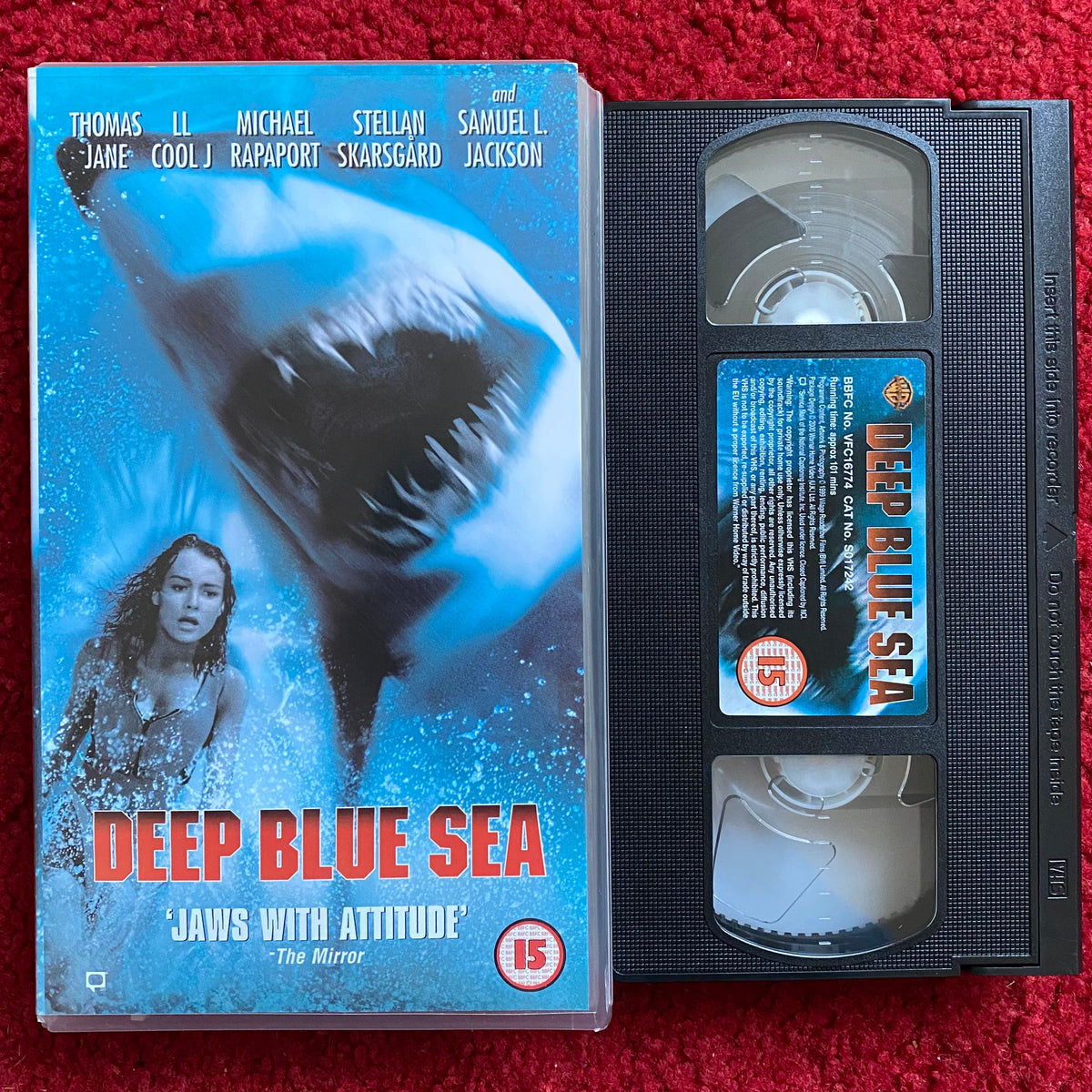 Deep Blue Sea VHS Video (1999) S017242 – Horror Stock